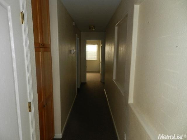 1917 Veranda Ct, Modesto, CA 95357 photo 9