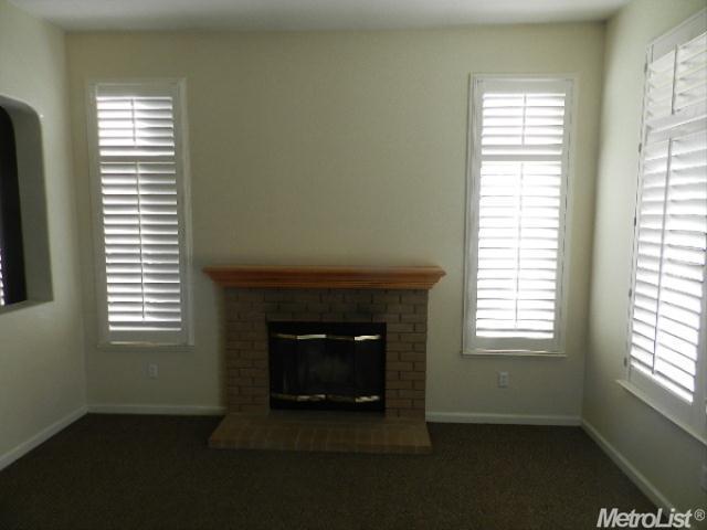 1917 Veranda Ct, Modesto, CA 95357 photo 2