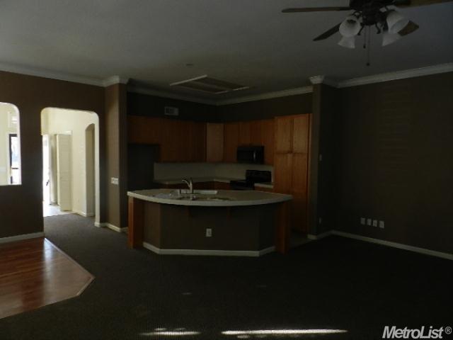 1917 Veranda Ct, Modesto, CA 95357 photo 4
