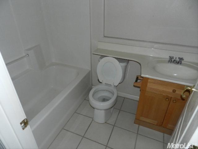1917 Veranda Ct, Modesto, CA 95357 photo 13