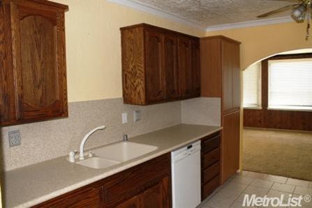 5530 Wilsey Way, Carmichael, CA 95608 photo 4