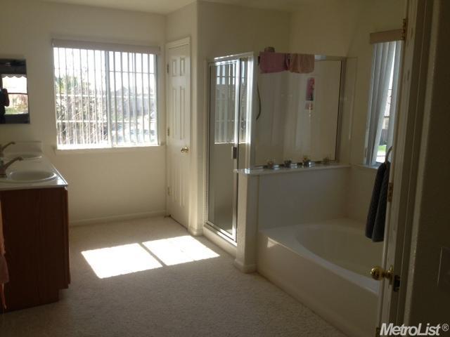 1235 Cliff Swallow Dr, Patterson, CA 95363 photo 10