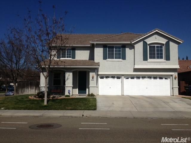 1235 Cliff Swallow Dr, Patterson, CA 95363 photo 3