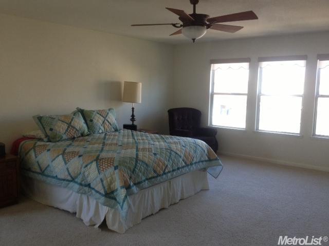 1235 Cliff Swallow Dr, Patterson, CA 95363 photo 9