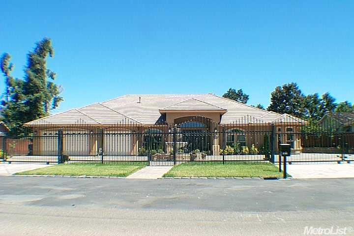 2821 River Rd, Modesto, CA 95351 photo 1
