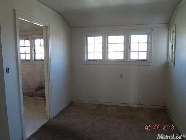 320 Alma, Jackson, CA 95642 photo 4