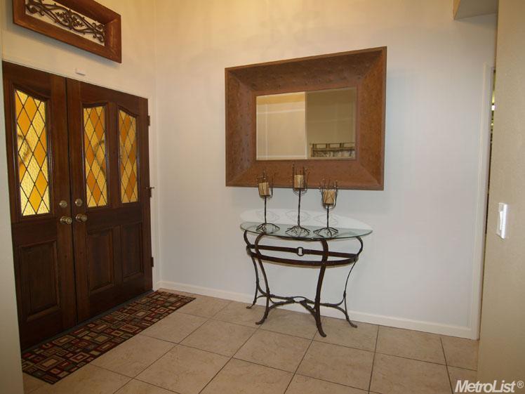 3713 Drakeshire Dr, Modesto, CA 95356 photo 4