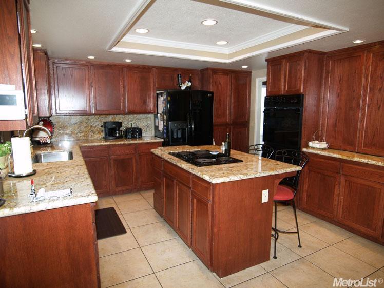 3713 Drakeshire Dr, Modesto, CA 95356 photo 11