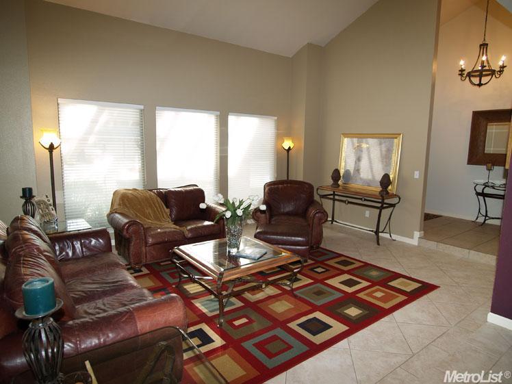 3713 Drakeshire Dr, Modesto, CA 95356 photo 5