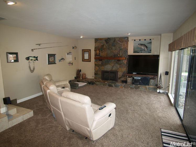 3713 Drakeshire Dr, Modesto, CA 95356 photo 9