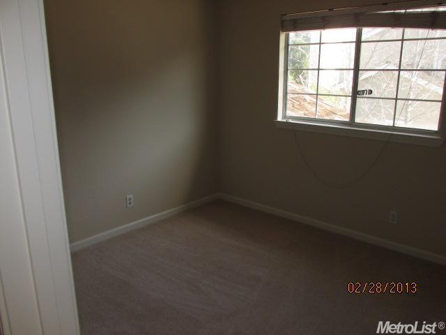 3926 Cyrus Ln, Carmichael, CA 95608 photo 8