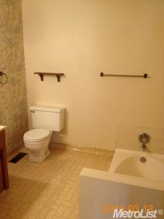 351 Laurel Ave, Gustine, CA 95322 photo 11