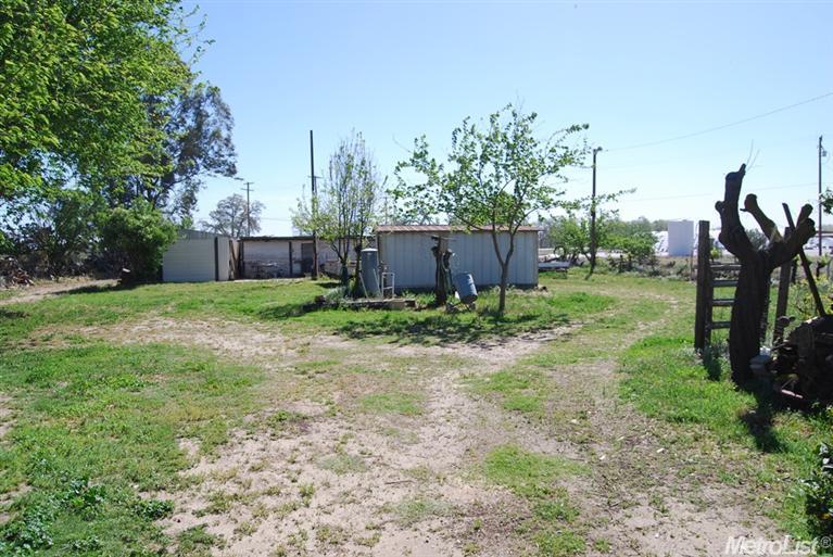 11901 Griffith Rd, Turlock, CA 95380 photo 4