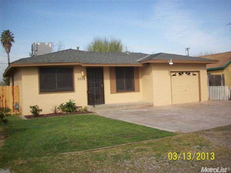 5229 8th St, Keyes, CA 95328 photo 2