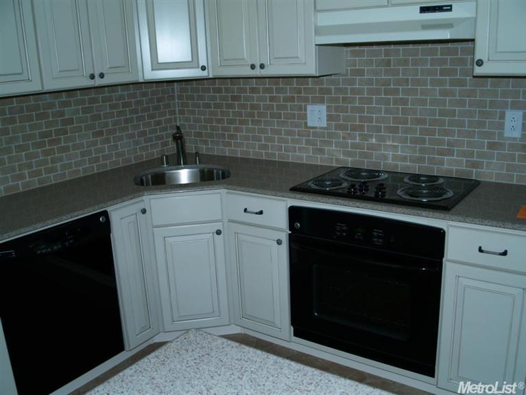 5016 Donovan Dr, Carmichael, CA 95608 photo 8