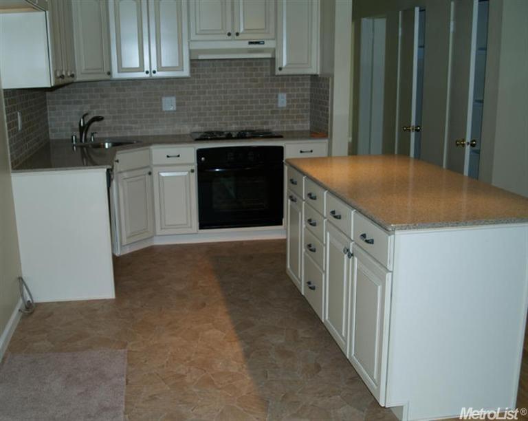 5016 Donovan Dr, Carmichael, CA 95608 photo 7