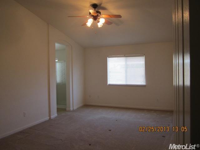 21647 S Hammonds Cir, Dos Palos, CA 93620 photo 7