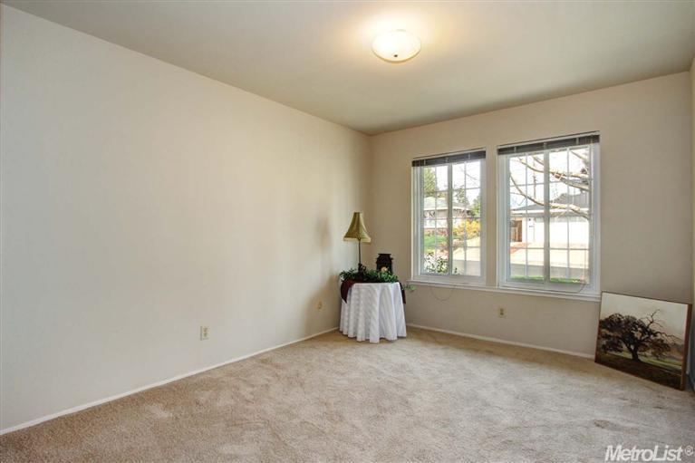 6826 Westmore Way, Carmichael, CA 95608 photo 13
