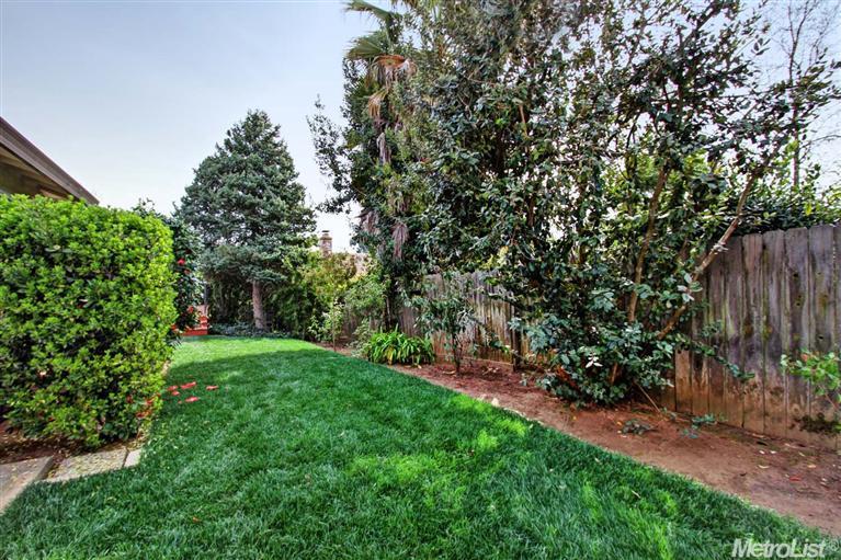 6826 Westmore Way, Carmichael, CA 95608 photo 16