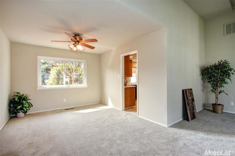 6826 Westmore Way, Carmichael, CA 95608 photo 6