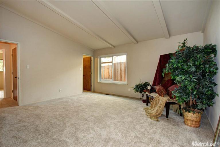 6826 Westmore Way, Carmichael, CA 95608 photo 12