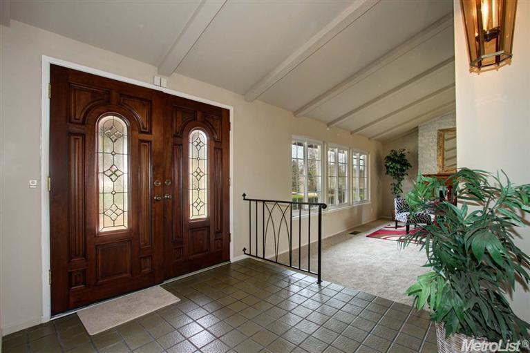 6826 Westmore Way, Carmichael, CA 95608 photo 4