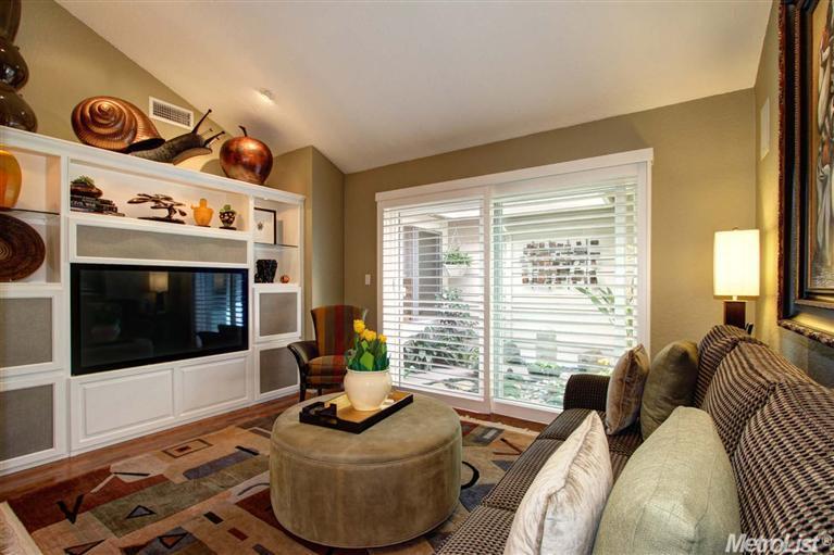 1053 Harrington Way, Carmichael, CA 95608 photo 12