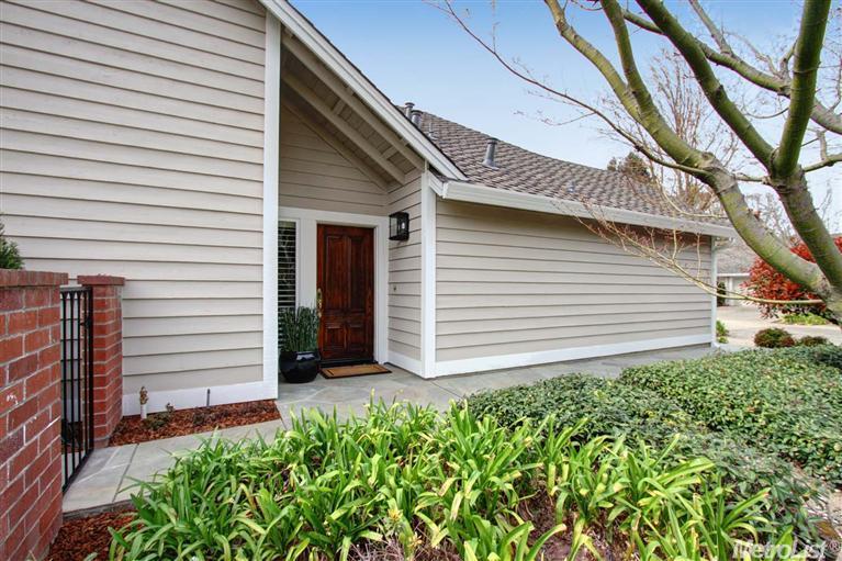 1053 Harrington Way, Carmichael, CA 95608 photo 3