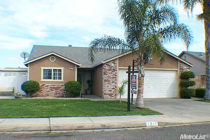 1917 Aarvig Ln, Ceres, CA 95307 photo 1
