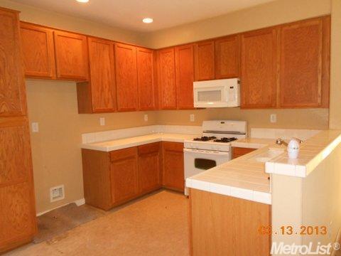 51 Travertine Ct, Lathrop, CA 95330 photo 8