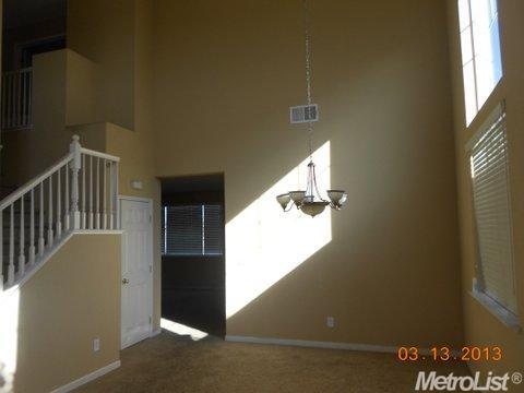 51 Travertine Ct, Lathrop, CA 95330 photo 3
