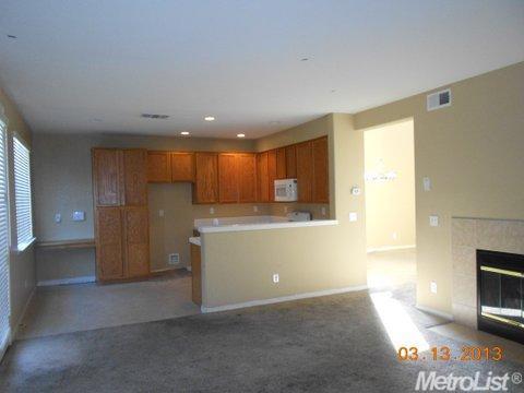 51 Travertine Ct, Lathrop, CA 95330 photo 6