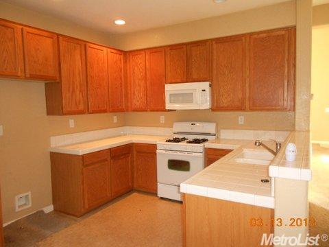 51 Travertine Ct, Lathrop, CA 95330 photo 7