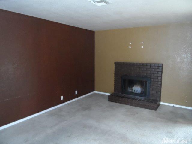 2001 Celeste Dr, Modesto, CA 95355 photo 2