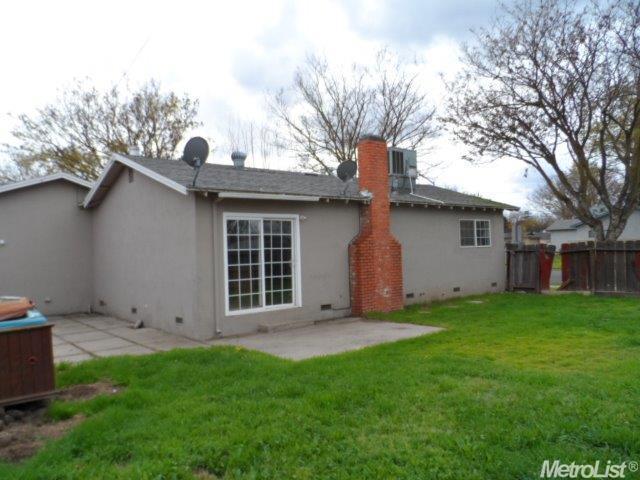 2001 Celeste Dr, Modesto, CA 95355 photo 9