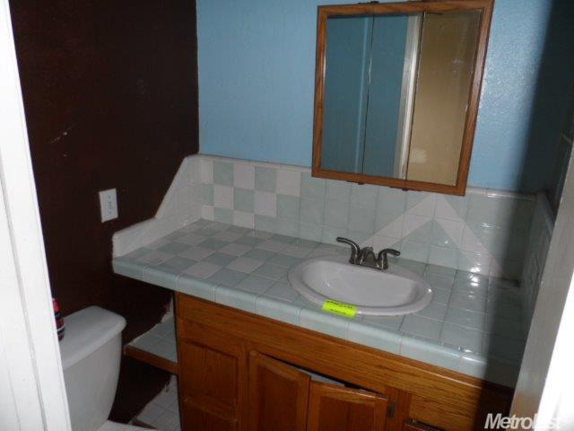 2001 Celeste Dr, Modesto, CA 95355 photo 5
