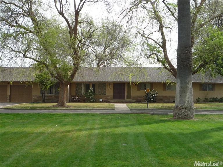 3548 E Whitmore Ave, Ceres, CA 95307 photo 2
