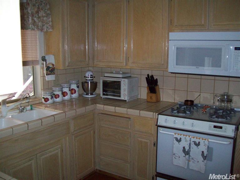 2812 Fleming Ct, Modesto, CA 95356 photo 4