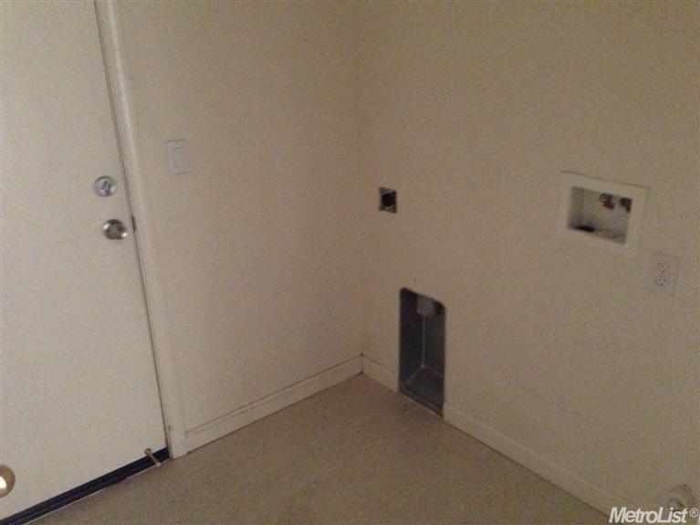 3593 Santiago Ave, Merced, CA 95348 photo 12