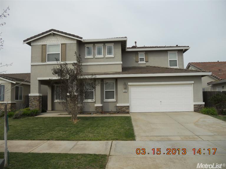 1483 Esplanade Dr, Merced, CA 95348 photo 1