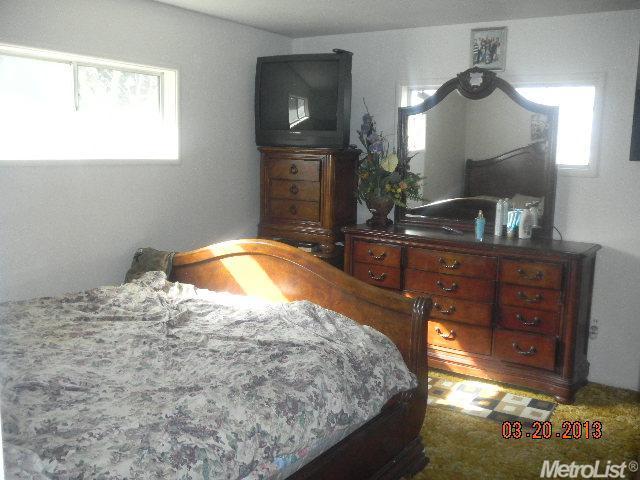 625 E Taylor Rd, Turlock, CA 95382 photo 10