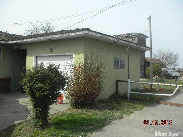 625 E Taylor Rd, Turlock, CA 95382 photo 4