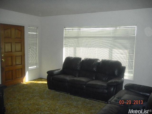 625 E Taylor Rd, Turlock, CA 95382 photo 9