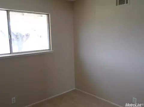 277 Dana Ct, Manteca, CA 95336 photo 7