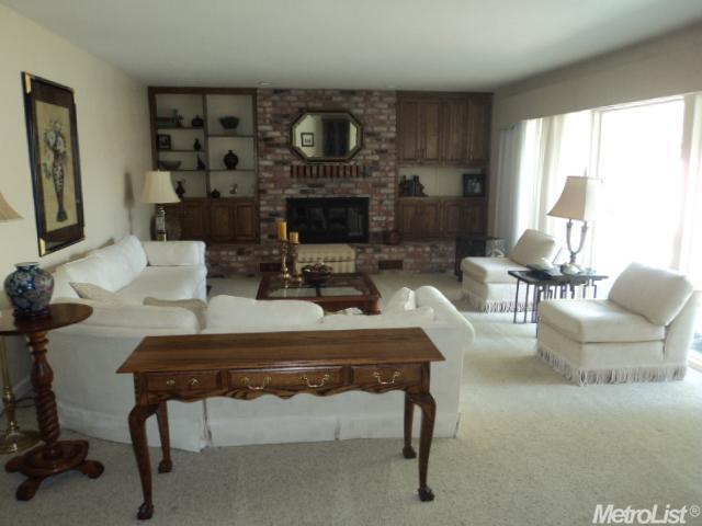900 Wellsford Rd, Modesto, CA 95357 photo 2