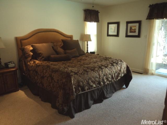 900 Wellsford Rd, Modesto, CA 95357 photo 3