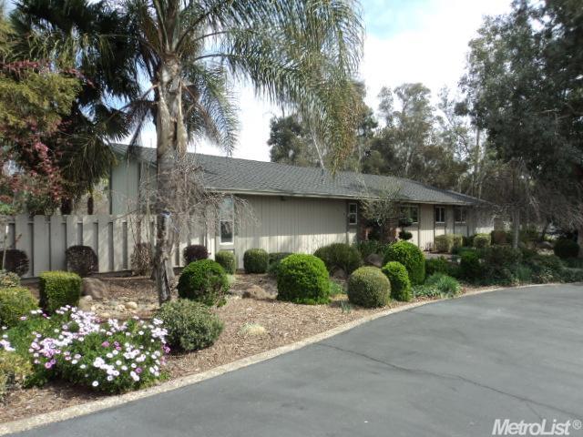 900 Wellsford Rd, Modesto, CA 95357 photo 1