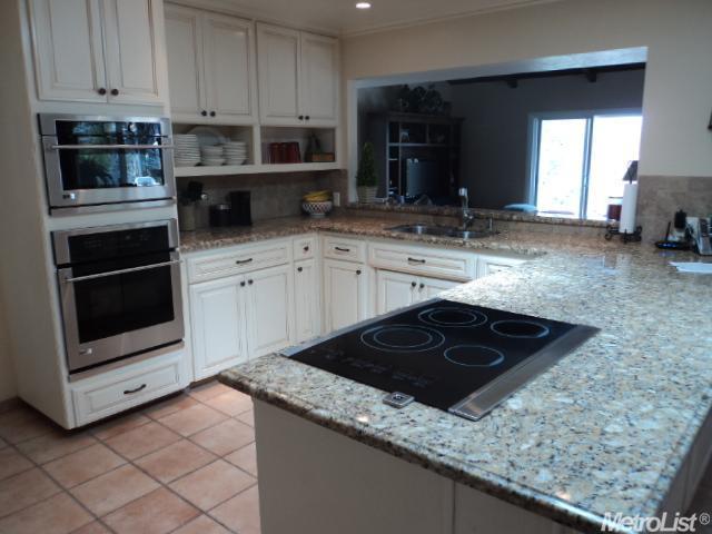 900 Wellsford Rd, Modesto, CA 95357 photo 11