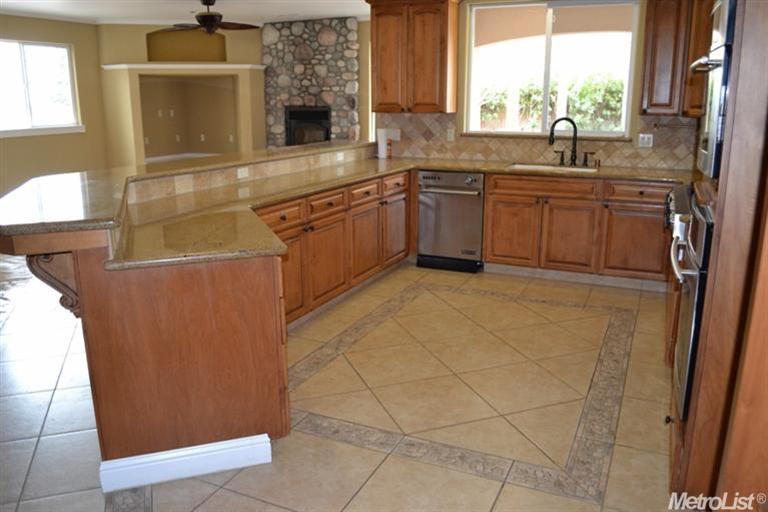 6320 Diamond Ct, Chowchilla, CA 93610 photo 9