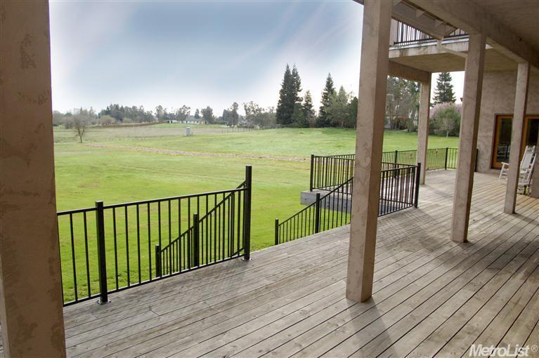 12061 S Green Rd, Wilton, CA 95693 photo 4